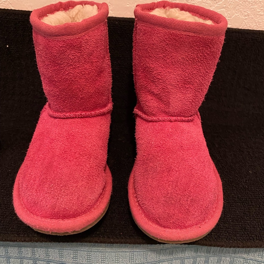 KOOLABURRA by UGG Kids Bright Pink Size 6 EUC